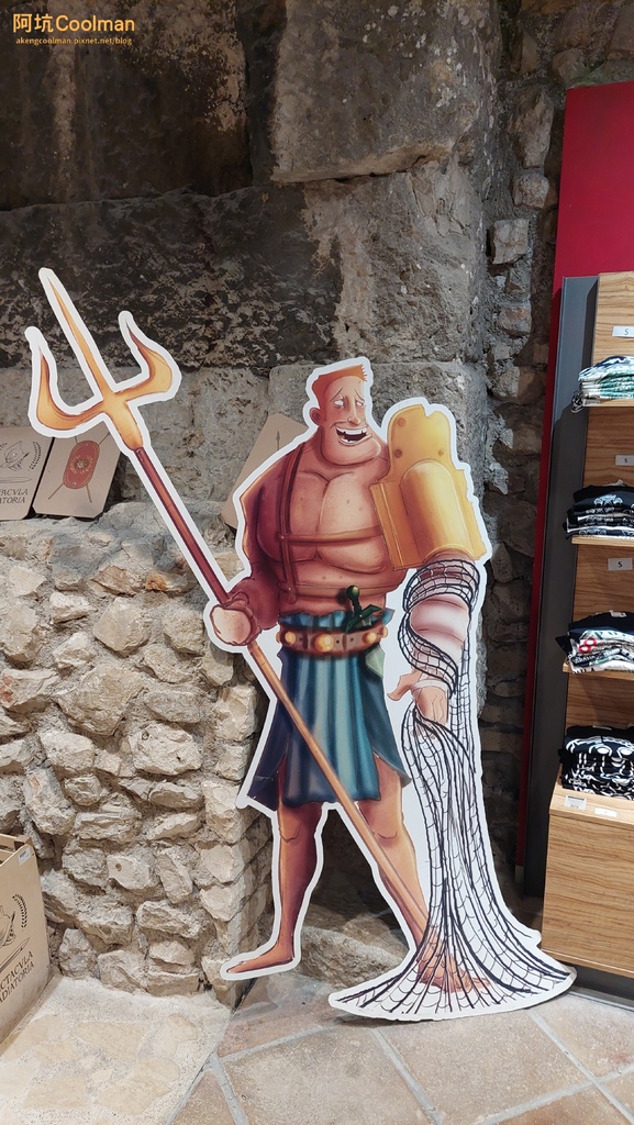 普拉 羅馬競技場 紀念品店 2.jpg