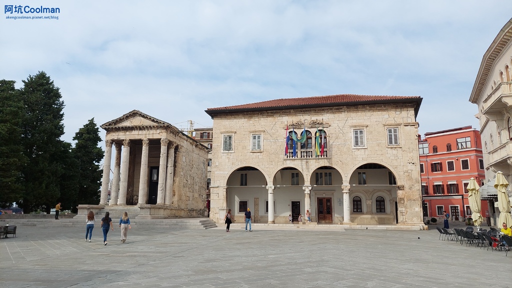 普拉 奧古斯丁神廟 廣場 Augustov hram.jpg