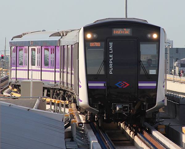 MRT_Purple_Line_Train_T013_20160806.jpg