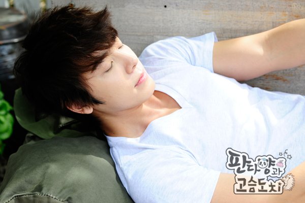 48982596.1-48982543.1