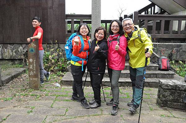 DSC_0487.JPG DSC_0487.JPG