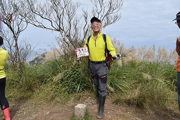 雪山尾稜北段 - 茫海山稜藍色太平洋