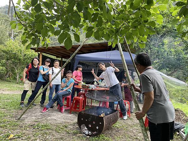 五月阿里山鐵路 - 初夏螢火蟲之旅: 迷糊步道竹林行 - 藍