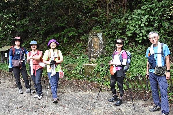 燦光寮古道和貂山古道O形走 - 夏賞荷花吃剉冰