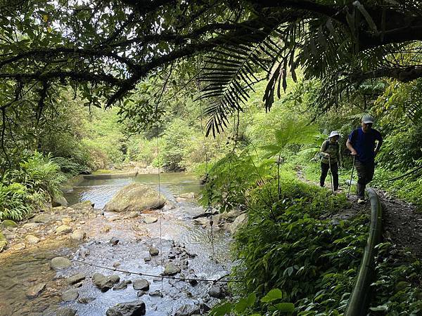 燦光寮古道和貂山古道O形走 - 夏賞荷花吃剉冰