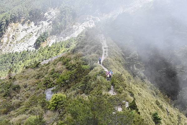 夏季蘭嶼徒步環島 - 漫遊藍色太平洋: 啞口登關山嶺山 - 