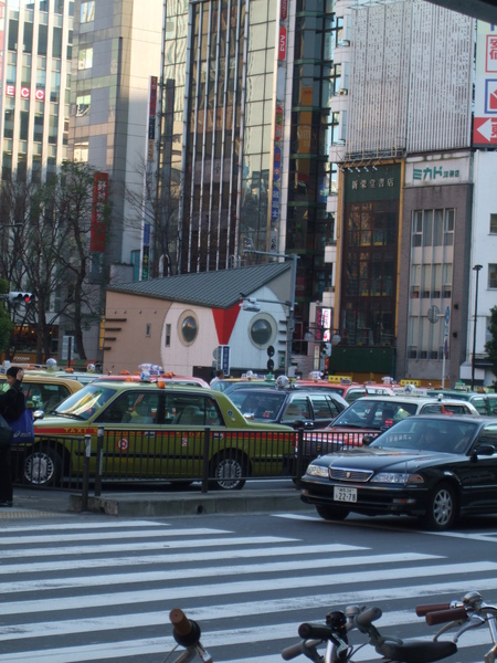 像貓頭鷹的警察局