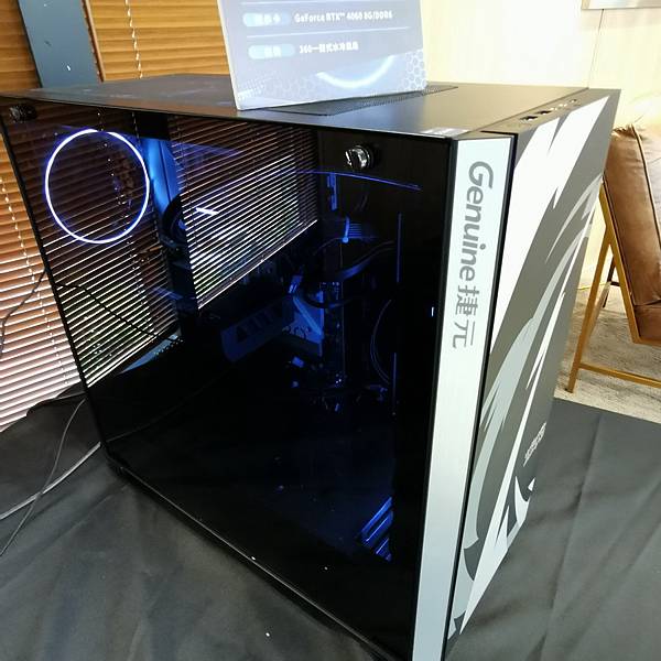 美光 Crucial - 讓您擁抱更快更即時的 AI世代 美光 Crucial - 讓您擁抱更快更即時的 AI世代