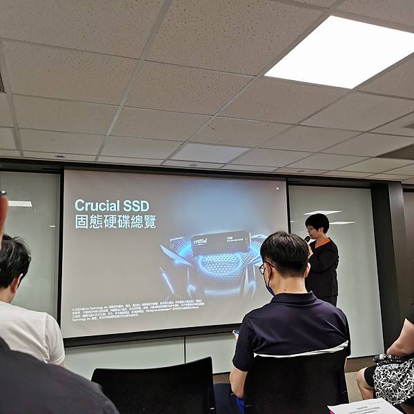 美光 Crucial - 讓您擁抱更快更即時的 AI世代 美光 Crucial - 讓您擁抱更快更即時的 AI世代