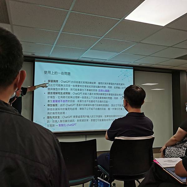 美光 Crucial - 讓您擁抱更快更即時的 AI世代 美光 Crucial - 讓您擁抱更快更即時的 AI世代