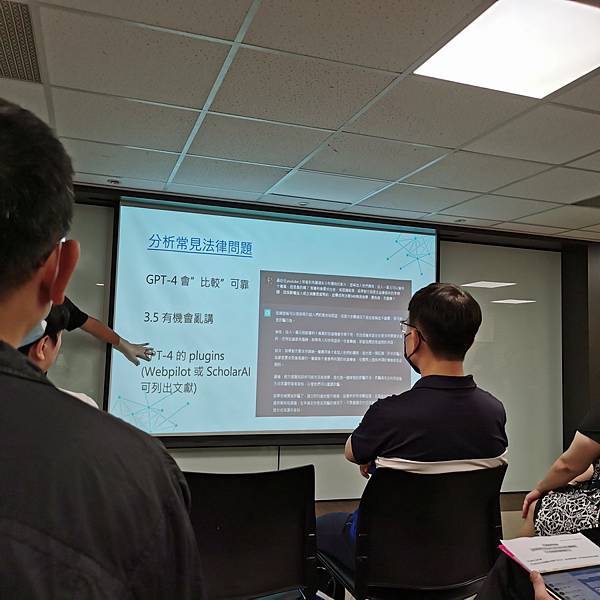 美光 Crucial - 讓您擁抱更快更即時的 AI世代 美光 Crucial - 讓您擁抱更快更即時的 AI世代