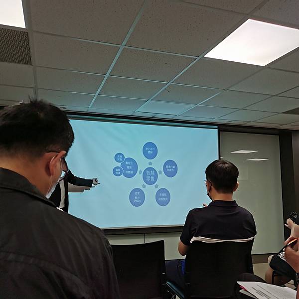 美光 Crucial - 讓您擁抱更快更即時的 AI世代 美光 Crucial - 讓您擁抱更快更即時的 AI世代