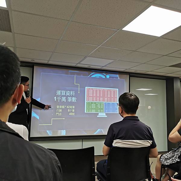 美光 Crucial - 讓您擁抱更快更即時的 AI世代 美光 Crucial - 讓您擁抱更快更即時的 AI世代