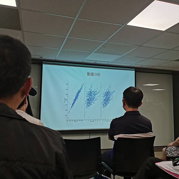 美光 Crucial - 讓您擁抱更快更即時的 AI世代 美光 Crucial - 讓您擁抱更快更即時的 AI世代