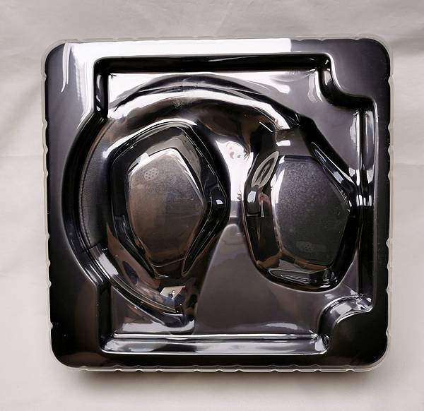 COUGAR SPETTRO 無線藍芽耳機 - 主動降噪超有