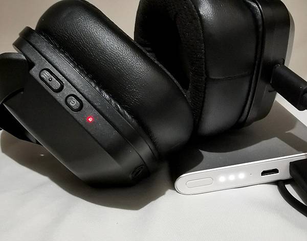 COUGAR SPETTRO 無線藍芽耳機 - 主動降噪超有