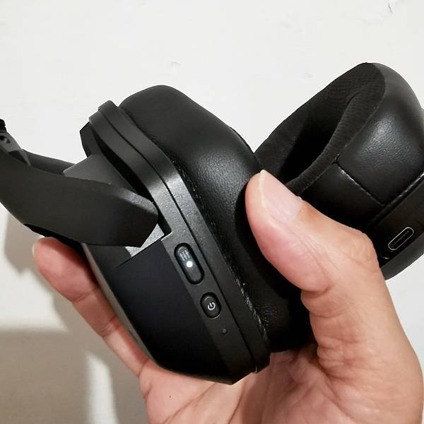 COUGAR SPETTRO 無線藍芽耳機 - 主動降噪超有