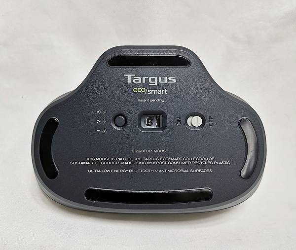 Targus EcoSmart系列 - 環保太陽能鍵盤、左右