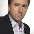 lie-tim-roth-288x375.jpg