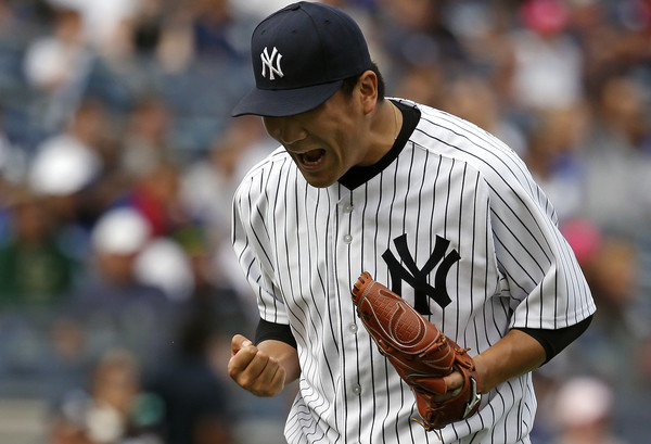 Masahiro+Tanaka+Toronto+Blue+Jays+v+New+York+HUb_ulCgm2ol