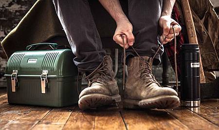 boots-3_905.jpg boots-3_905.jpg