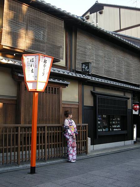 2011-Apr-京阪神 400.jpg