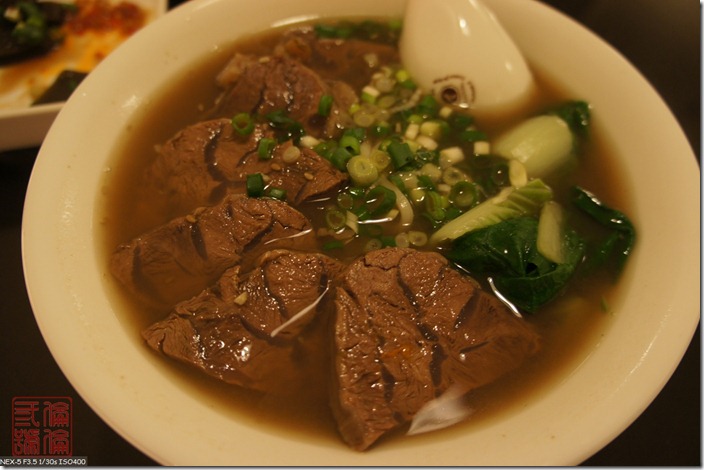 DSC02707_滿是牛肉的牛肉麵