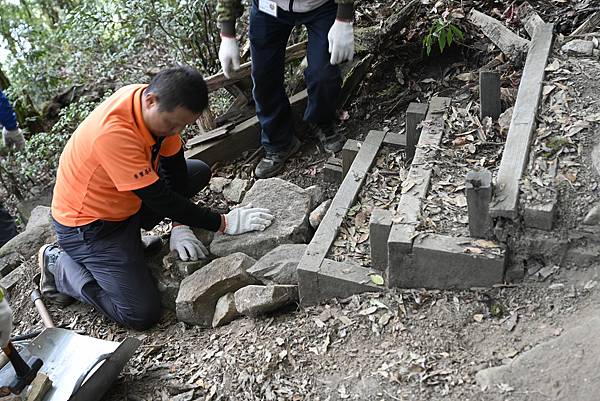 112.03.11-12 大雪山鳶嘴稍來-步道維修活動