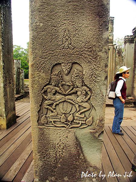 02-13Bayon