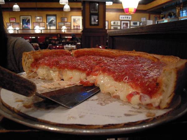 芝加哥美食三寶之二-Deep Dish Pizza! 
