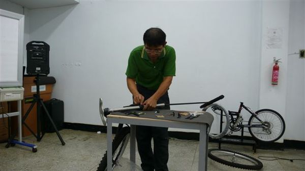 20070928KHS單車學校DIY 009.jpg