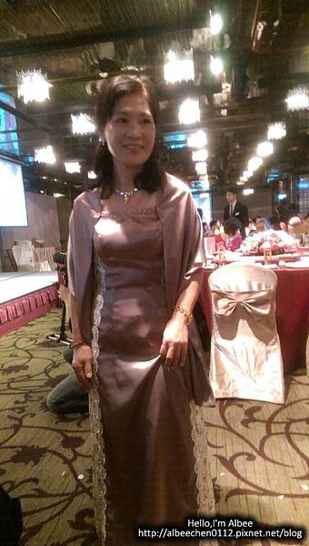 {{Wedding}} 媽媽也要穿美美的漂亮禮服-媽咪亞媽媽裝