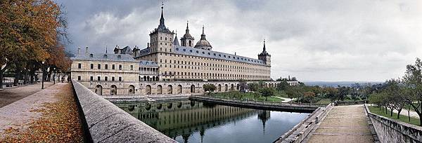 El Escorial banner