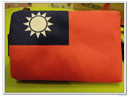 nEO_IMG_flag pouch (2)