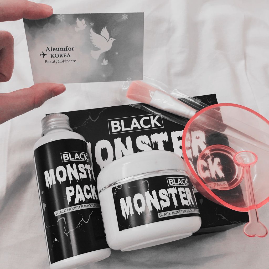 ESTHETIC HOUSE BLACK MONSTER PACK 殭屍黑面膜