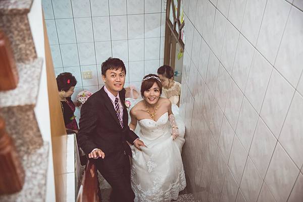 屏東婚攝 婚禮紀錄 忠東港海產餐廳 (566).jpg