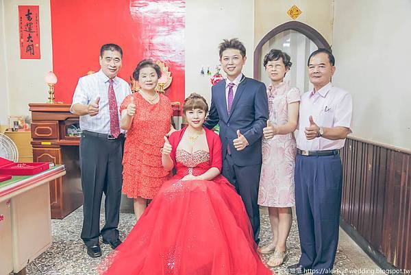 台中婚攝 婚禮紀錄 海港城國際宴會廳-52.jpg