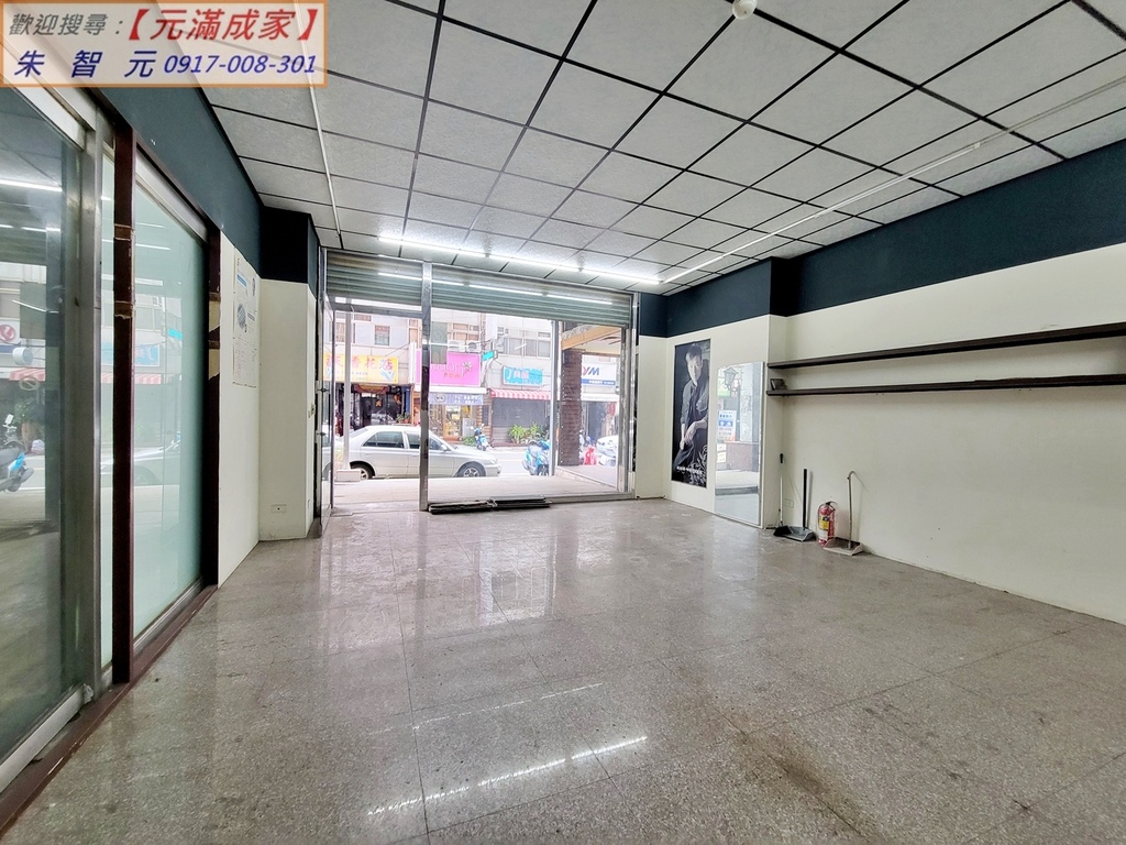 長春帝國竹東超值臨路金住店 (1).jpg