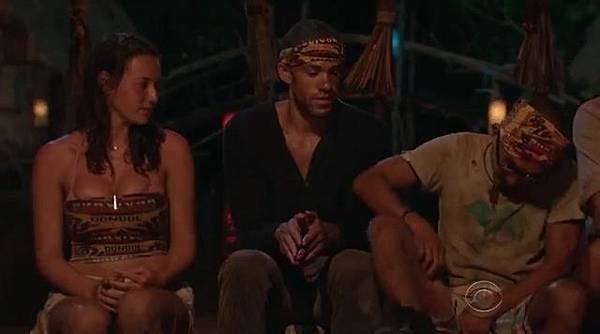 Watch SurvivorS32E05HDTVx264-UAVmp4mp4 online - VidBull.flv_20160317_125554.218.jpg