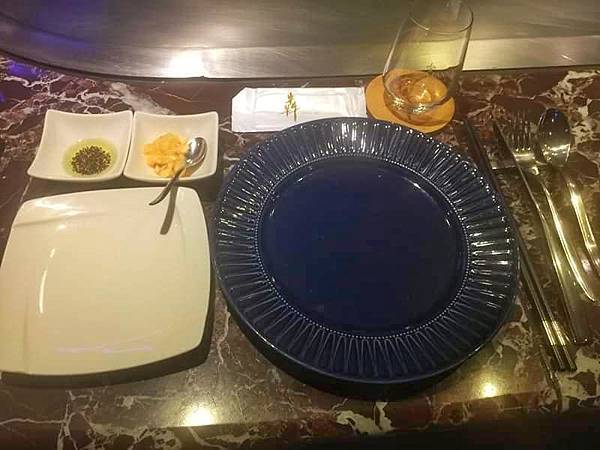 20200301 犇鐵板燒 擺盤.jpg 20200301 犇鐵板燒 擺盤.jpg