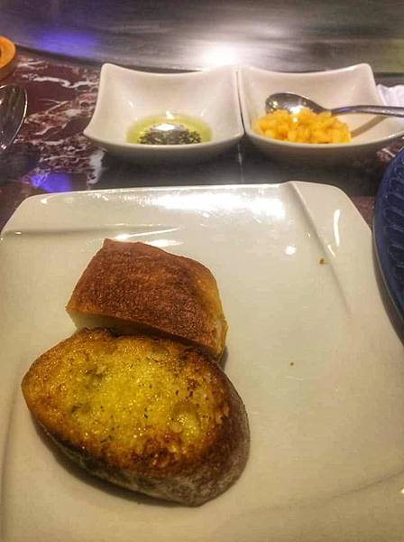 20200301 犇鐵板燒 歐式麵包.jpg 20200301 犇鐵板燒 歐式麵包.jpg