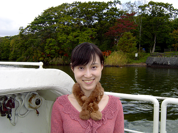 大沼公園美是美，不過船上的介紹太無聊了，聽的都快睡著了