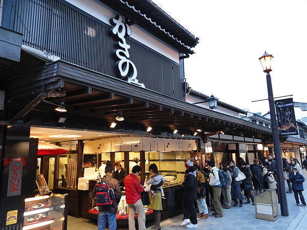 太宰府天滿宮參道上最有人氣的梅ケ枝餅專賣店「かさの家」