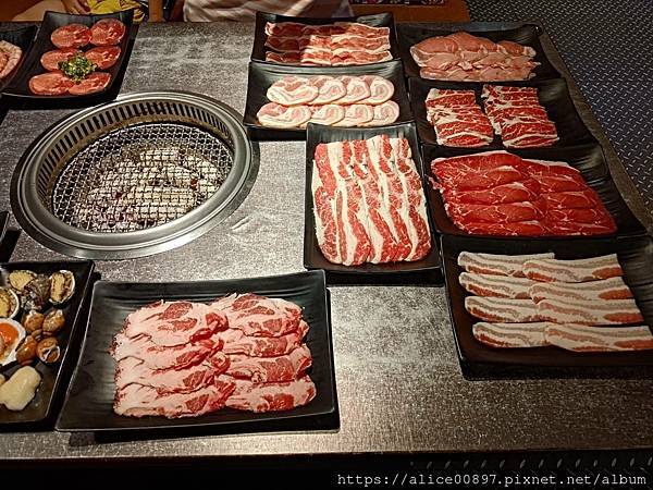 【美食報爆】桃園市中壢區丨一級戰區中美路丨燒肉898吃到飽丨