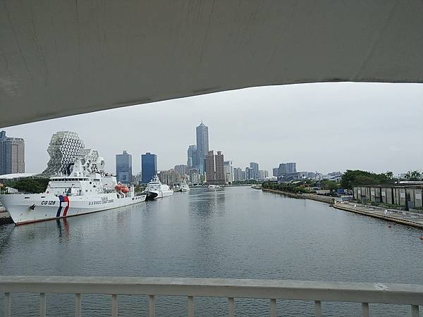 【高雄游】高雄IG打卡景点 高雄港大港桥/ 一起欣赏大港旋转