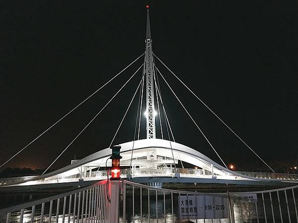 【高雄游】高雄IG打卡景点 高雄港大港桥/ 一起欣赏大港旋转
