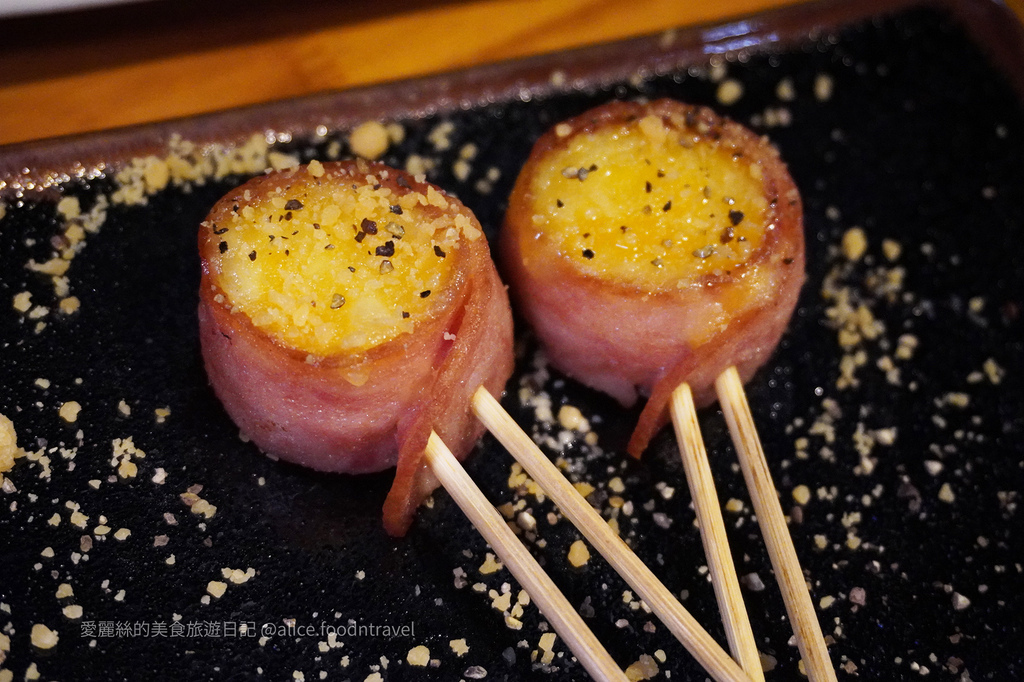 台中中區美食|新店爆爆!中華路夜市附近的深夜食堂,週一~週四 台中中區美食|新店爆爆!中華路夜市附近的深夜食堂,週一~週四