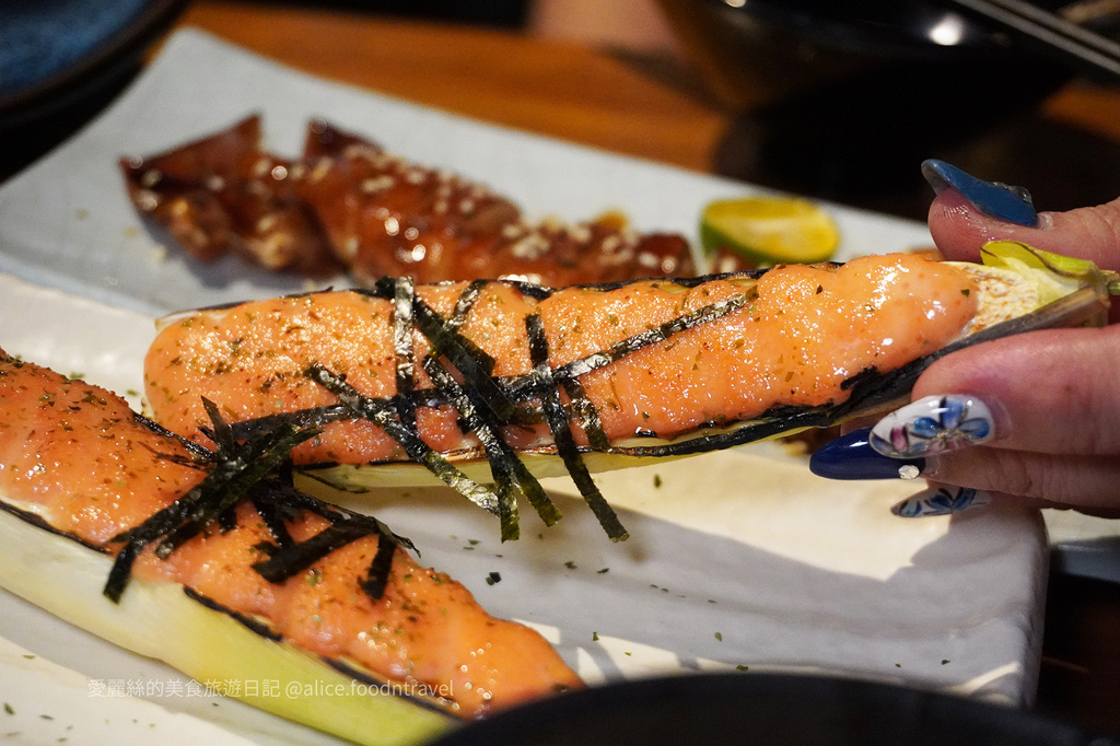 台中中區美食|新店爆爆!中華路夜市附近的深夜食堂,週一~週四 台中中區美食|新店爆爆!中華路夜市附近的深夜食堂,週一~週四