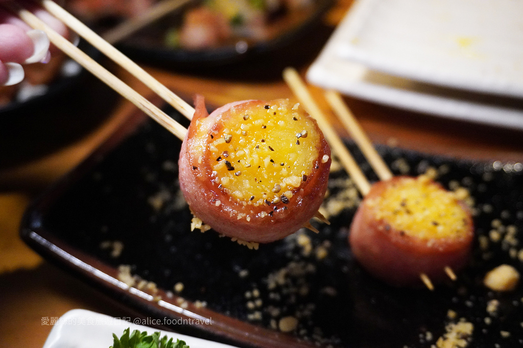 台中中區美食|新店爆爆!中華路夜市附近的深夜食堂,週一~週四 台中中區美食|新店爆爆!中華路夜市附近的深夜食堂,週一~週四