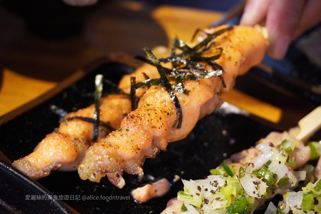 台中中區美食|新店爆爆!中華路夜市附近的深夜食堂,週一~週四 台中中區美食|新店爆爆!中華路夜市附近的深夜食堂,週一~週四